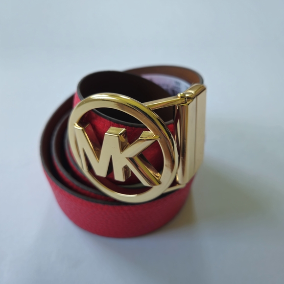 Michael Kors Twist Reversible Red Belt And Brown with Gold MK Buckle - Picture 1 of 7
